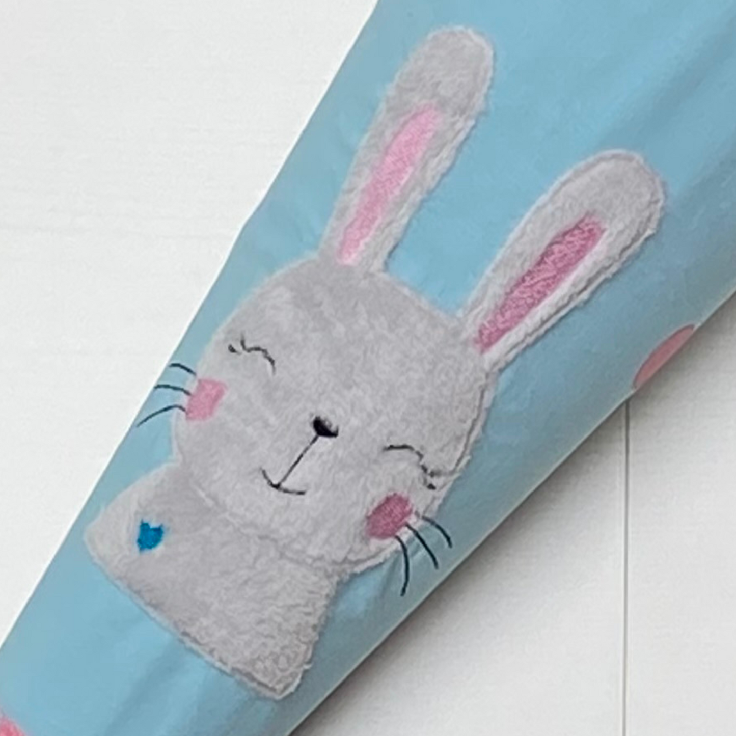 Handgemachte & Personalisierte Schultüte aus Stoff mit Hase